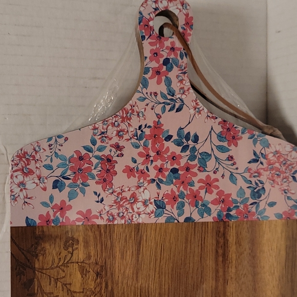 NWT Pioneer Woman Cutting Board - Picture 7 of 16